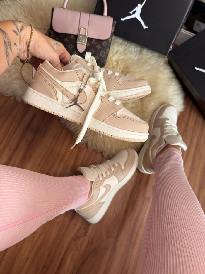 AIR JORDAN 1 LOW - BEGE CLARO - Imagem 3