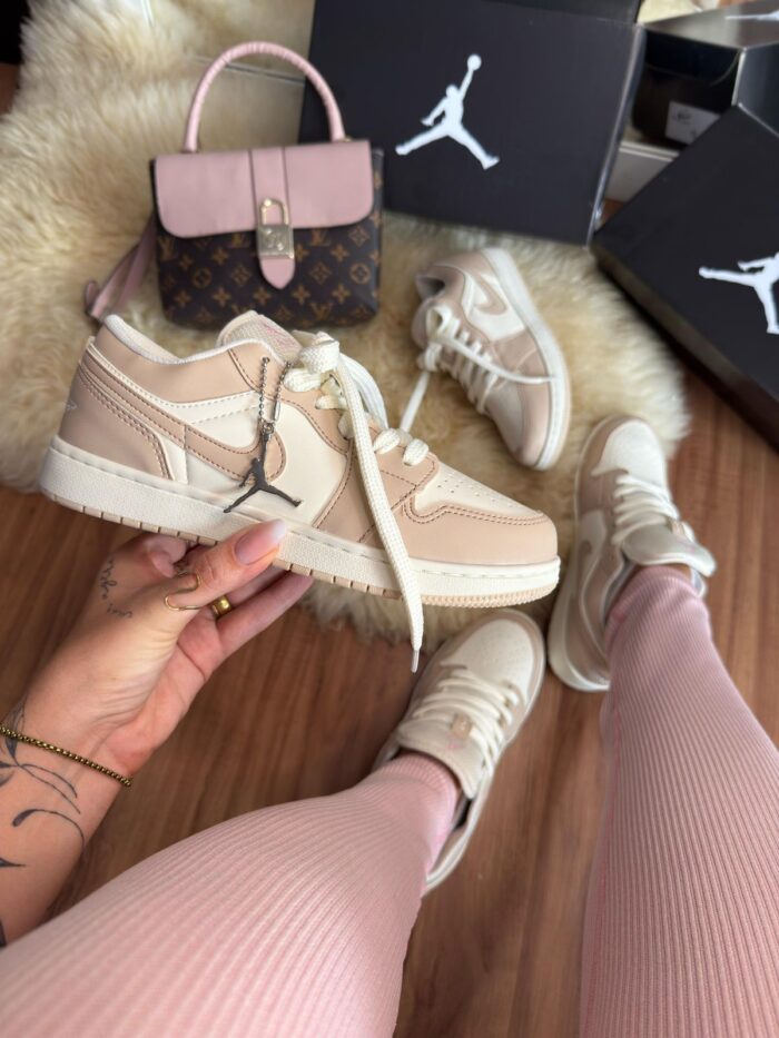 AIR JORDAN 1 LOW - BEGE CLARO - Imagem 2