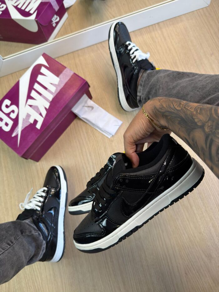NIKE SB DUNK LOW - Imagem 2