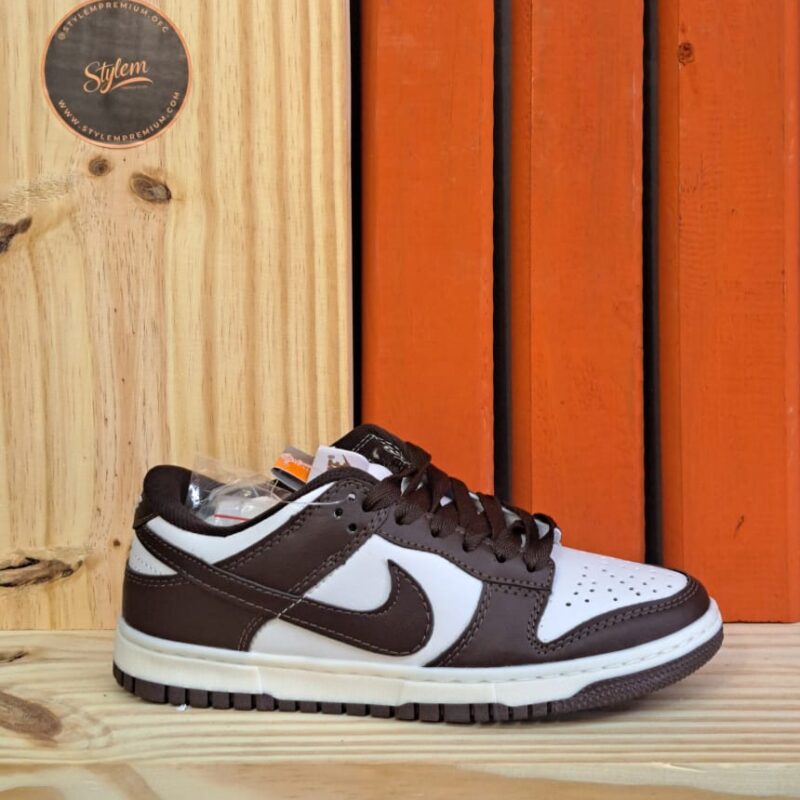DUNK LOW MARROM