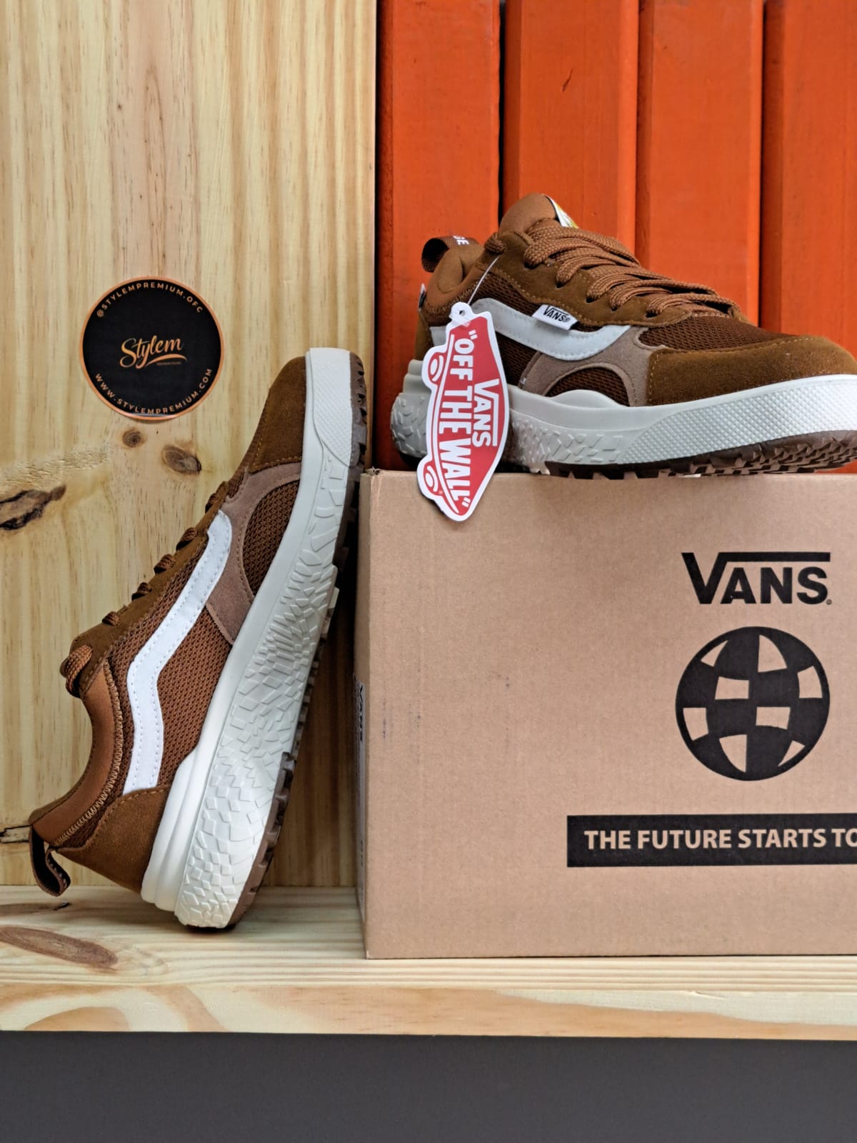VANS ULTRARANGE MARROM - Imagem 2